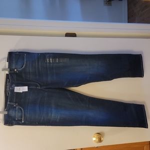 American Eagle Skinny Jeans 18